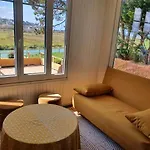 Les Ondines Vue Riviere Et Vakantiehuis