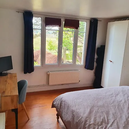 Les Ondines Vue Riviere Et *